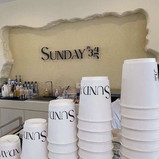 คาเฟ่น่ารักๆ ย่านปทุมธานี  Sunday in 345  