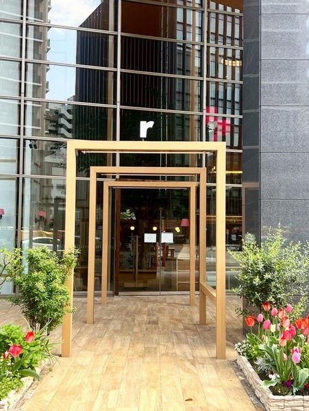 【福岡カフェ】吹き抜けの天井が開放的な病院内にある素敵カフェ