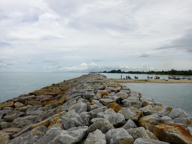 ที่เที่ยวสงขลา หาดบ่ออิฐ ทะเลสวย 🌴🌴