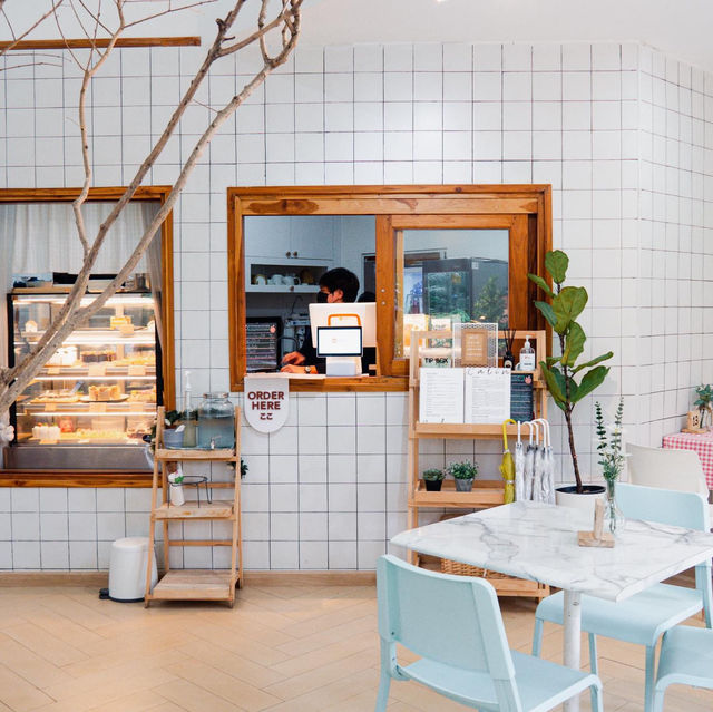 คาลิน Calin Cafe 🌲 