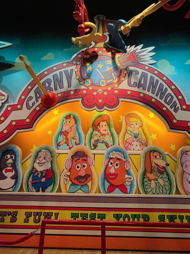 Toy Ville Trolley Park พาทัวร์โซน Toy Story 🧸