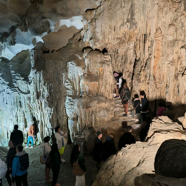 The Beauty Of SungSot Cave