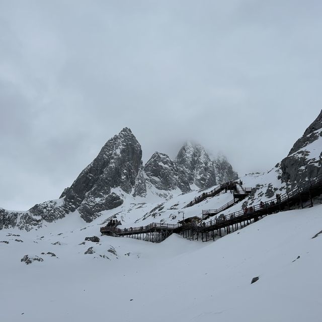 겨울철 중국의 명산 십분 즐기기, 옥룡설산🏔️