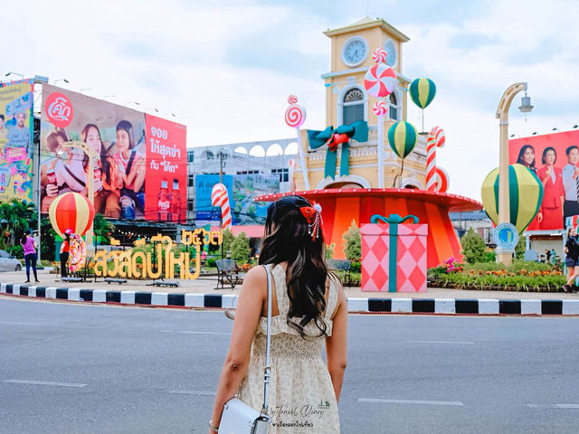 เดินเล่นกันที่ Phuket Old Town