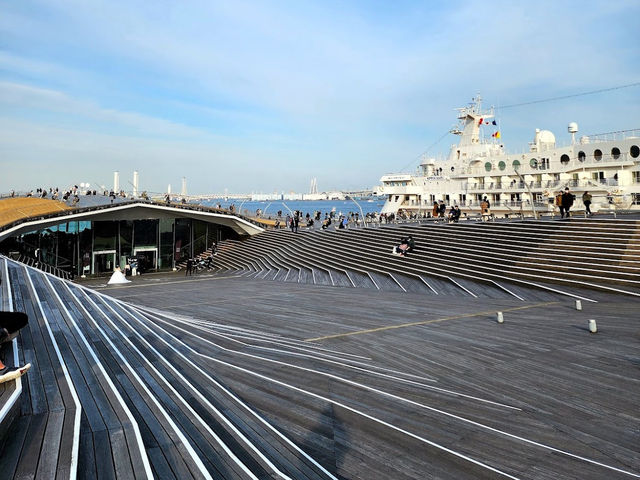 Osanbashi Pier Building