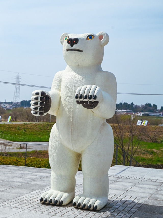 【富山】屋上に遊具があって子どもも大人も楽しめる美術館