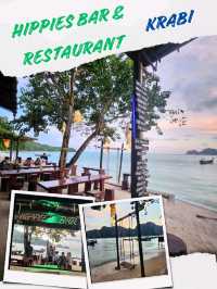 นั่งชิลฟังเสียงคลื่นที่ Hippies Bar & Restaurant