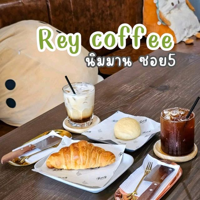 RAY Coffee Bar & Hostel