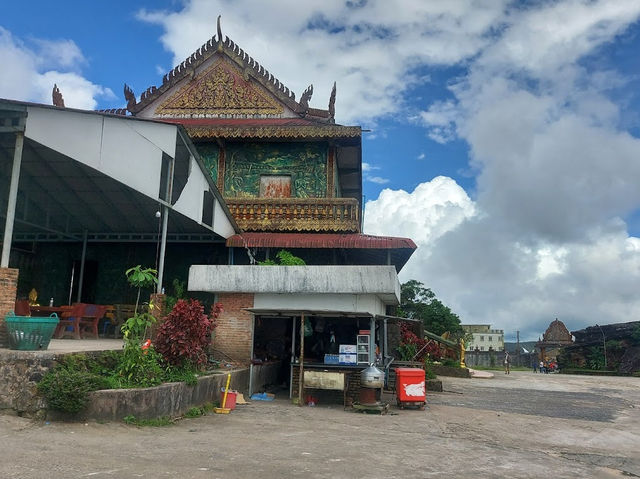 Wat Sampov Pram វត្ត​សំពៅ​ប្រាំ