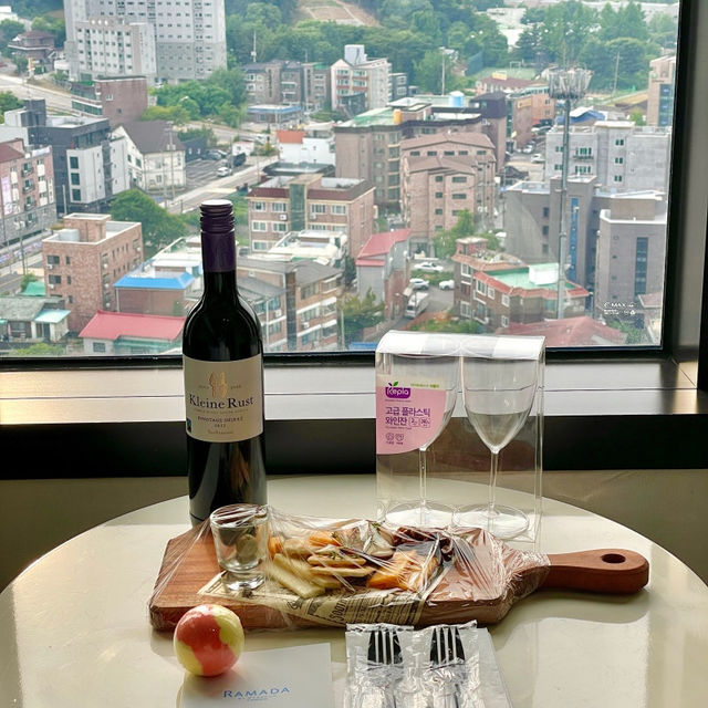 주말에도 10만원대 호캉스 : 뷔페 대박 🍖