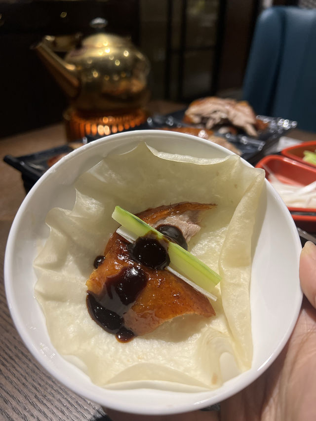  烤鴨、叉燒王同蠔仔粥