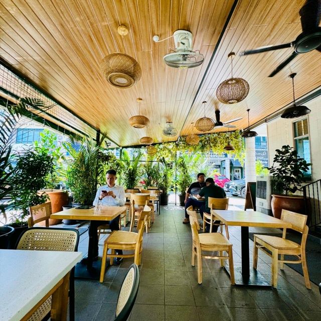 Yummy Lunch @ Comfort Greens Cafe