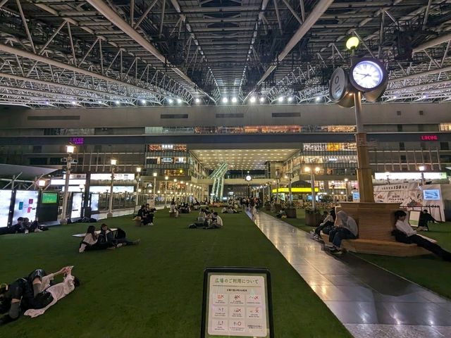 日本大阪-大阪梅田免費賞夜景逛街的好去處：時空の広場