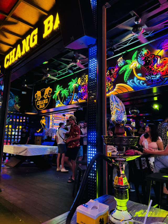 タイ🇹🇭クラビ🌴アオナン唯一の🪩ナイトクラブ🕺🏿