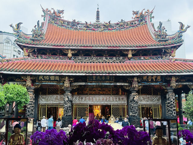วัดหลงซาน เคเครื่องรางเด็ด สายมูห้ามพลาด -taipei