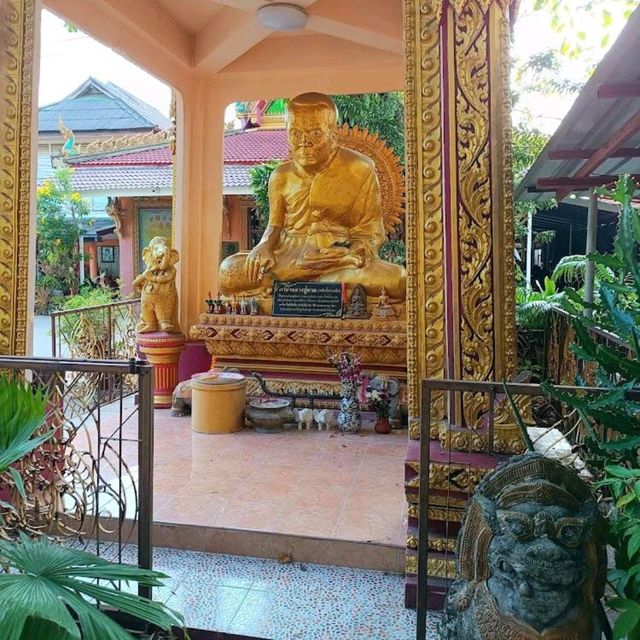 Wat Mongkol Wararam