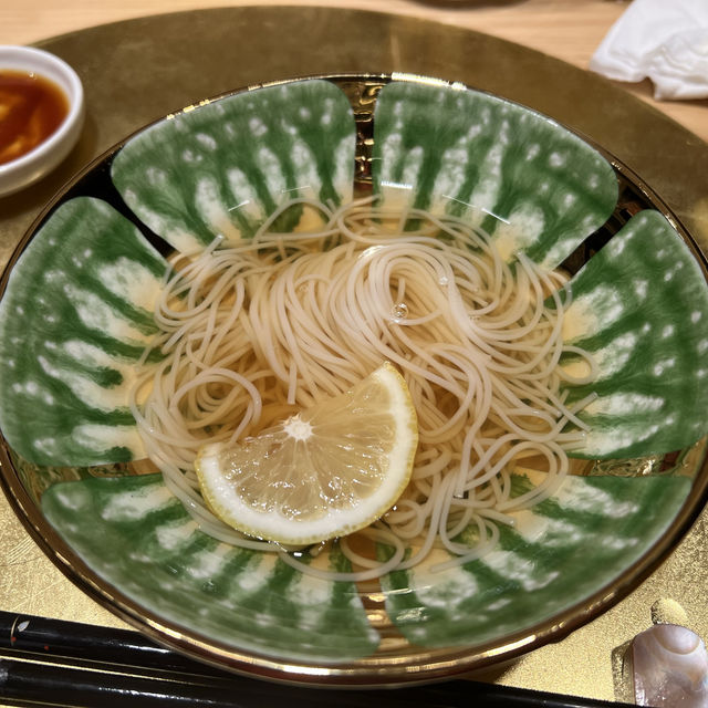 海膽熱狗omakasa，視覺和味覺雙重滿足！