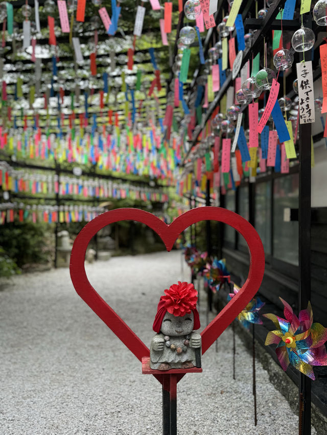 【福岡観光】涼しげな風鈴とシャボン玉が楽しめるお寺🎐