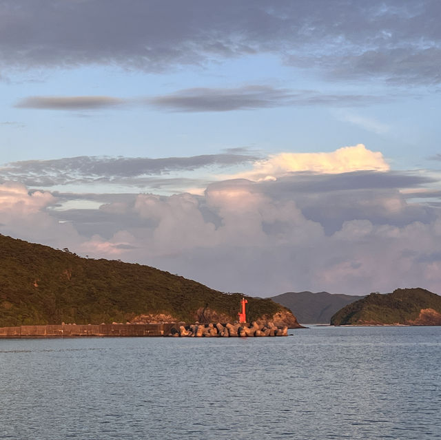 Discover the Wonders of Zamami: A Sunset Spectacle to Remember 🤩