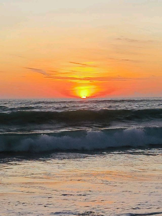 ชมเครื่องบินขึ้นที่ หาดไม้ขาว ภูเก็ต