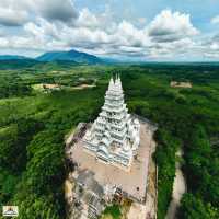 พระธาตุจุฬามณีฉัพพรรณรังษีเจดีย์แก้ว