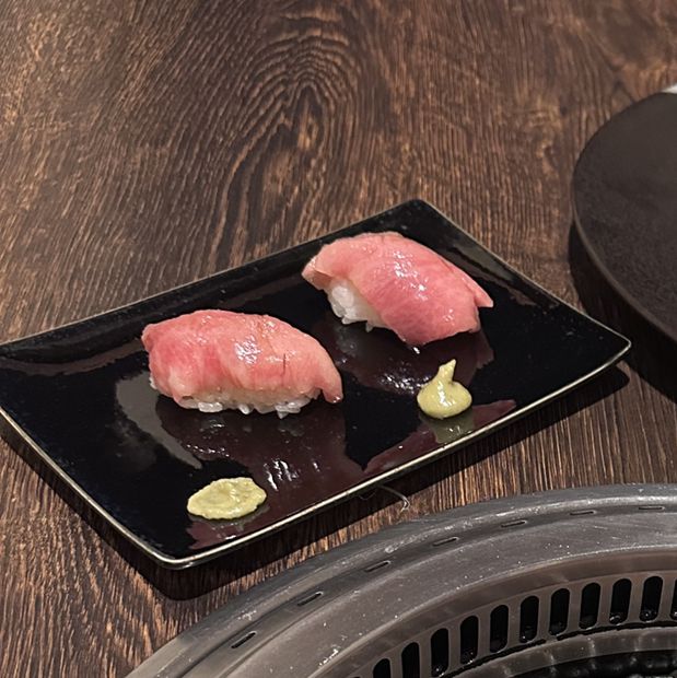 在懷舊的復古氛圍中品味頂級和牛:RAZAN炭火烤肉 薄野店 在懷舊的復古氛圍中品味頂級和牛:RAZAN炭火烤肉 薄野店