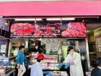 ลิ้มรสปลาดิบและอาหารอร่อยที่ตลาดปลา Tsukiji 🐟🍱