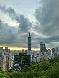 Nature Meets Skyline: Explore Si-Shou Shan & Xiang Shan’s Hidden Trails