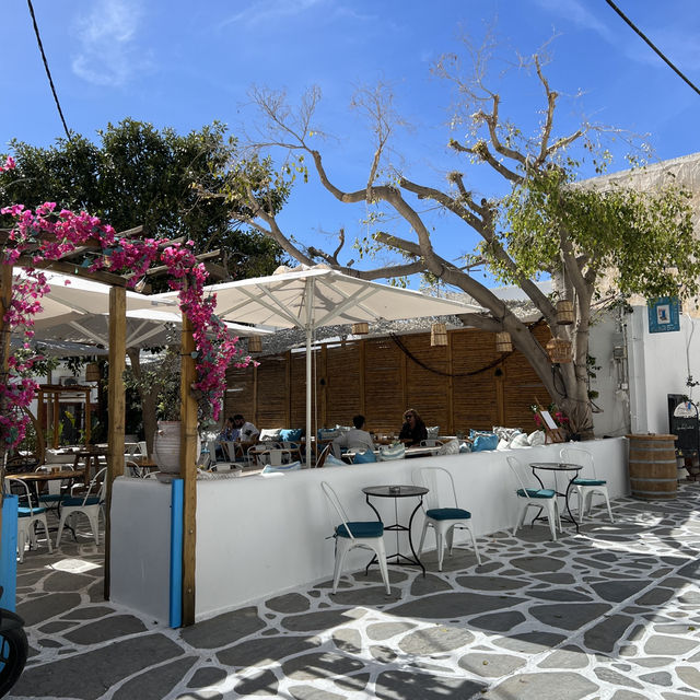 Ig-worthy Cafe in Naxos 