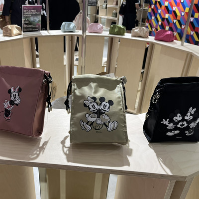 ディズニーコラボ商品！@韓国聖水 MARHEN.J X Disney | Trip.com
