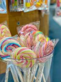 【京都/烏丸】｢ワクワクしなくちゃお菓子じゃない」がコンセプトの アートキャンディショップ