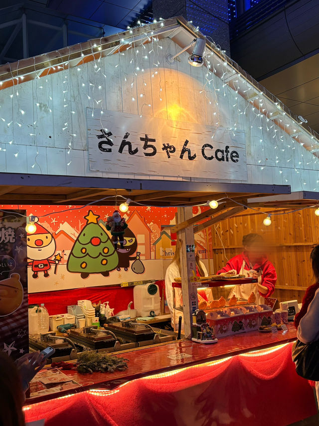 【福岡クリスマス】博多駅前を彩る素敵なクリスマスマーケット