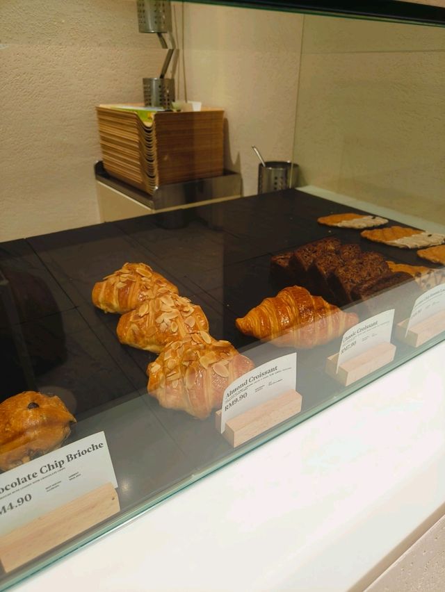 Coffee, Pastry, and the Iconic Croissant: My Malaysian Café Adventure