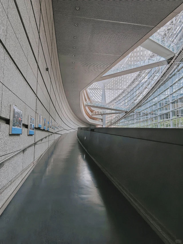 景點推薦：東京國際論壇——現代建築與多元文化的交匯地