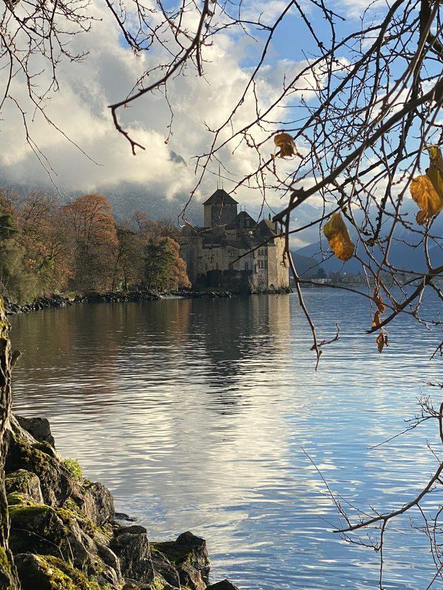 Château de Chillon: A Fairytale Fortress on Lake Geneva