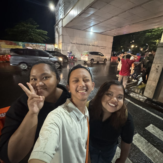 A nightlife in Bandung, Indonesia 🇮🇩 