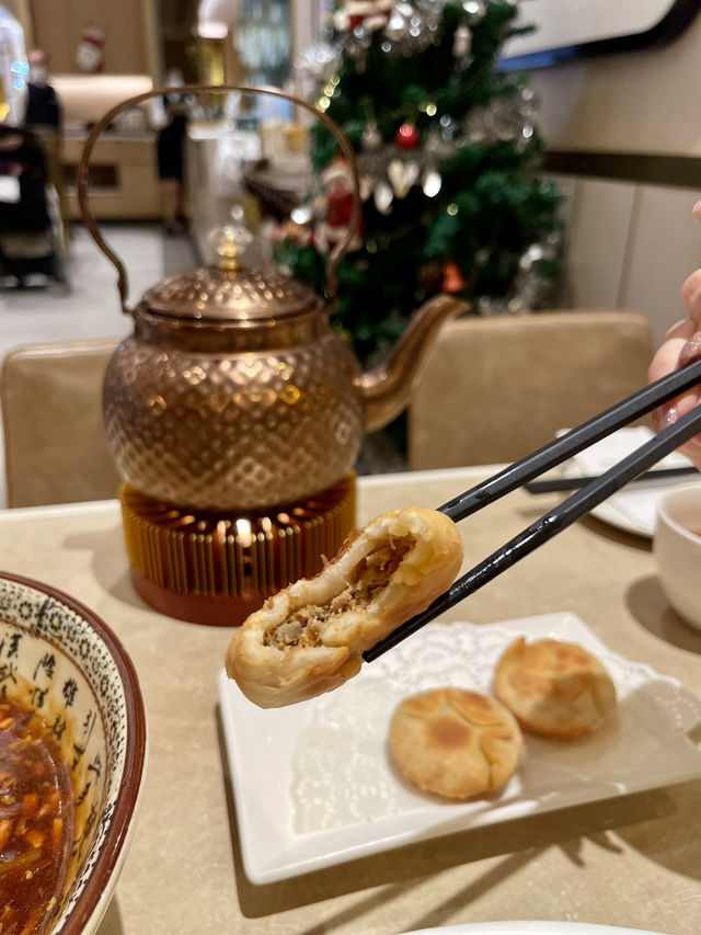 想食上海小籠包點少得。樂天皇朝💫