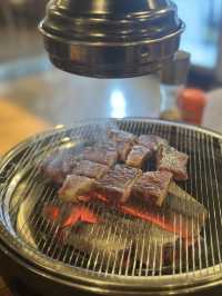 珠海人氣碳火燒肉設專人幫燒