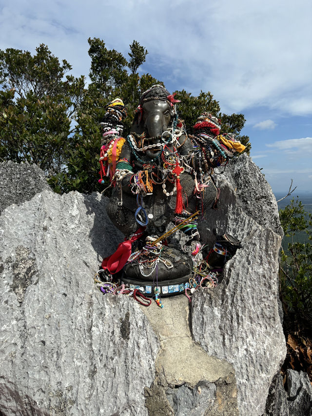 A visit to Wat Tham Suea (Tiger Cave Temple) in Krabi is nothing short of magical