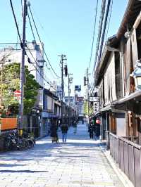 【京都｜祇園】京都らしい町並みを歩きたいなら花見小路通や祇園白川へいってみよう