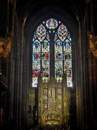 Liverpool Cathedral โบสถ์ที่ใหญ่ที่สุดของเมือง 💒
