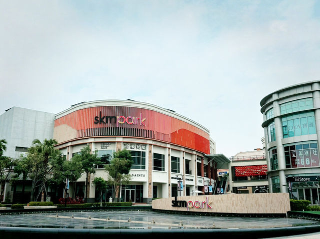 高雄 - SKM Park Outlets 草衙道