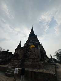 วัดใหญ่ชัยมงคล สถานที่ศักดิ์สิทธิ์ที่ต้องมา