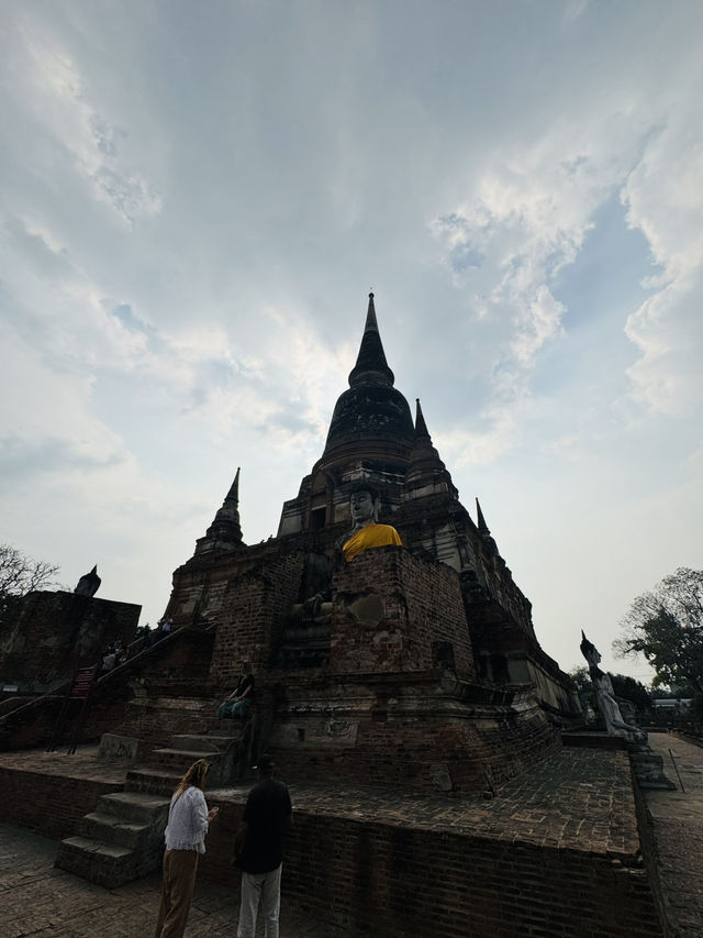 วัดใหญ่ชัยมงคล สถานที่ศักดิ์สิทธิ์ที่ต้องมา