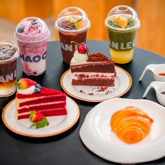 โฉมใหม่คาเฟ่สุดปราสาทอลังการ