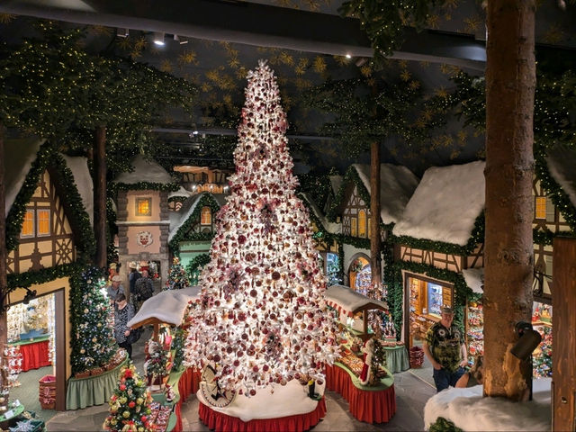 ローテンブルクのクリスマスショップ　Käthe Wohlfahrt 