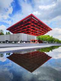 its eye-catching red exterior making it a popular spot for photos