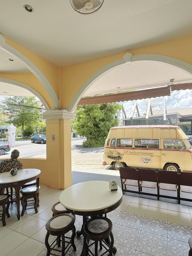 โกปี๊ นครศรีธรรมราช ร้านสวย อาหารอร่อย