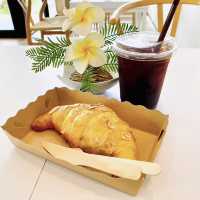 คาเฟ่น่ารักมีแต่ของอร่อย