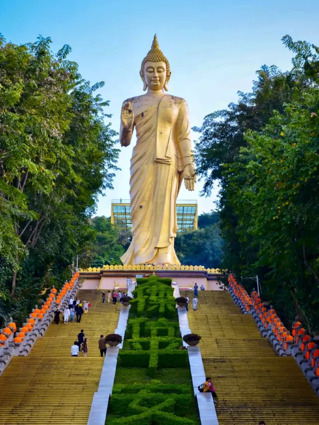 Mengle Great Buddha Temple: A Sacred Spring Celebration